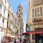 Del Parque Flats Mitjana Малага